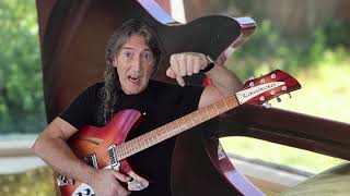Video thumbnail for Rickenbacker 330 1995 Fireglo demo and review by Foxy's Guitar Show