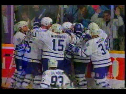 Randy Wood's overtime goal against the Blackhawks - 1995 playoffs