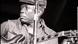 John Lee Hooker  ~ ''Crawlin' King Snake''  Live 1976