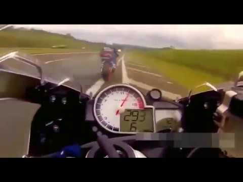 Motorrad 300km/h Unfall?