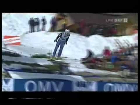 Planica 2009 - Simon Ammann 233m Fall
