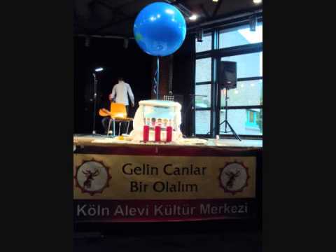 AKM KÖLN a$ure GÜNÜ 2013 Alevi KÜLTÜR MERKEZi KÖLN  RATHAUSDAYDI,