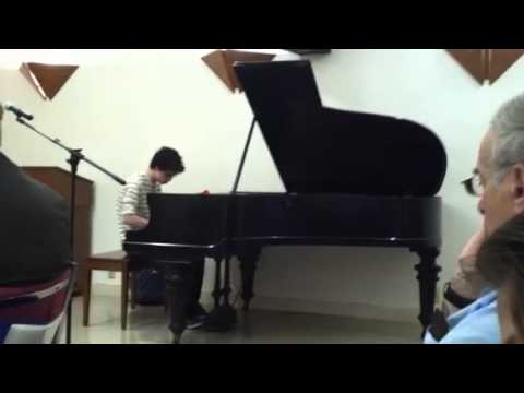 Elijah Valongo Improvises for the Beginnings Community (2015)