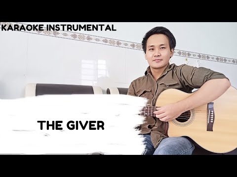 Sarah Kinsleyr - The Giver | Karaoke Instrumental