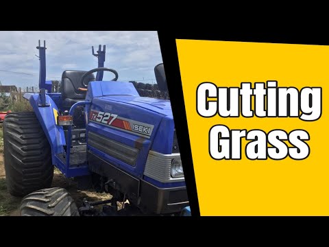 Gras schneiden mit dem Iseki TK527.