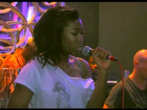 The Empress: live @ Poetry n Motion - London, Uk