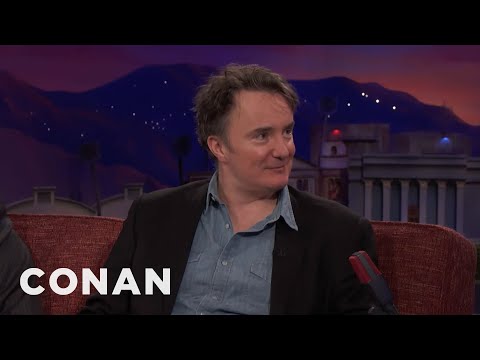 Dylan Moran On The Difference Between U.S. And U.K. Audiences | CONAN on TBS
