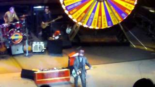 Elvis Costello &amp; The Imposters-Pump It Up/Heart of the City 10.1.11