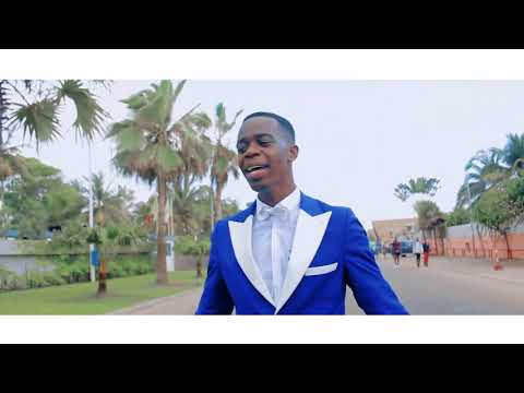 Elvis parolier dans montre moi Ta face version phone