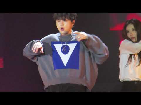 181111 [ YONG JUNHYUNG&YANG YOSEOP MINI CONCERT IN HONG KONG] JUN HYUNG - FLOWER