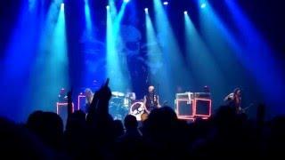 Backyard Babies   A song for the outcast