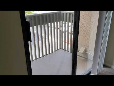 1188 sq/ft 2 bedroom plus den