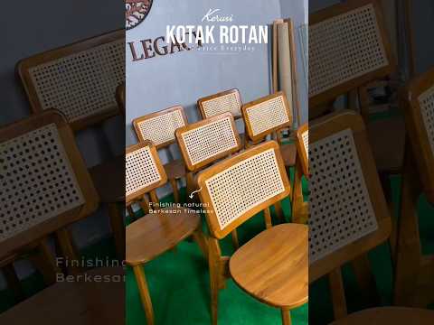 KURSI KOTAK ROTAN