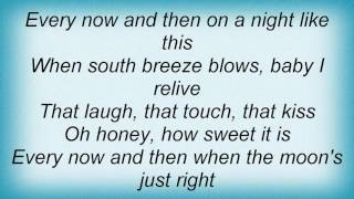 Aaron Tippin - Every Now And Then Lyrics