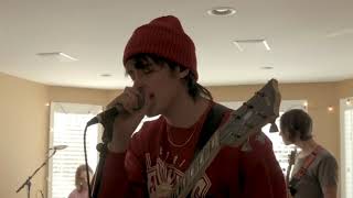 &quot;epitaph&quot; (live in the landmark room) - hippo campus