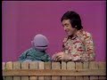 Classic Sesame Street Bob And Anything Muppet Lavender Large Hand Happy Rose