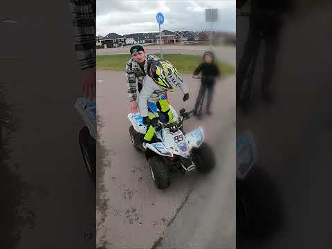 Don, Enzo en Chahid worden gegund door fijne agenten! 👮🚨 #short #shorts