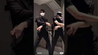 Download lagu Korean boy dancing #dance #dancevideo mp3