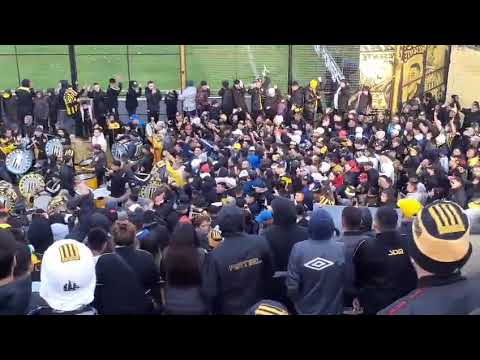 "⚫" Barra: La Banda Monstruo &bull; Club: Almirante Brown