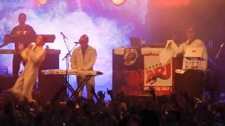 Far East Movement: Get up / Where the wild things are (Summer Up 2013) Live