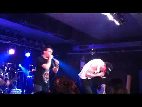 Ease Of Disgust feat. Nelson Rebelo