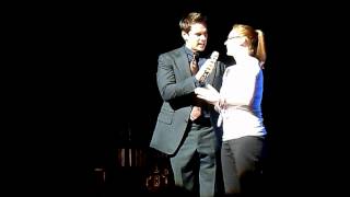 preview picture of video 'Il DIVO - Fan on stage  -Vienna, Virginia - Wolf Trap (08/09/2012)'