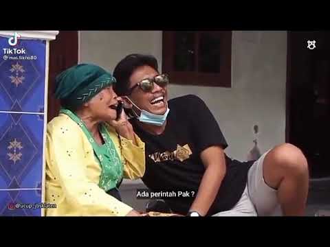 Detik detik Mbah minto di suntik vaksin