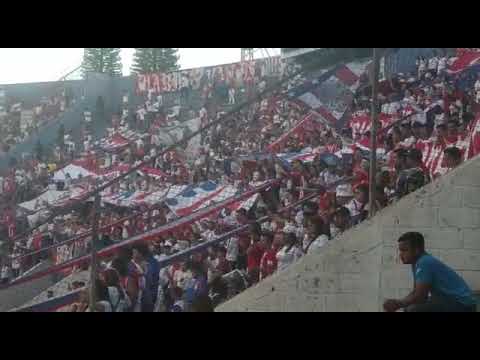 "Señores En Olimpia Hay Una Banda" Barra: La Ultra Fiel • Club: Club Deportivo Olimpia