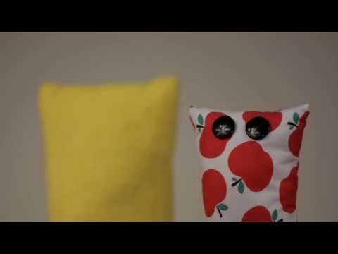 Making Friends In English | TOMMU TOMMU: Introducing Apple