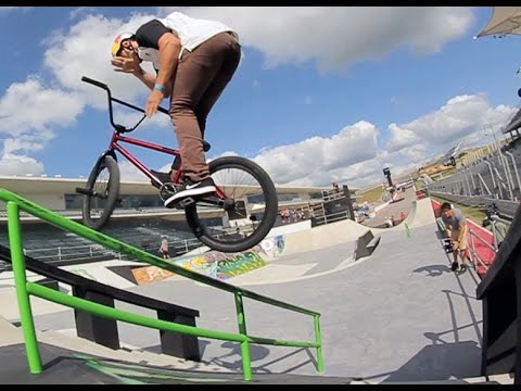 Garrett Reynolds vs Colin Varanyak: Best bmx Compilation 2017