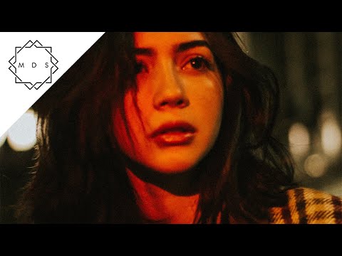 Sugar House Ft. Chelle - Looking For Love (Extended Mix)