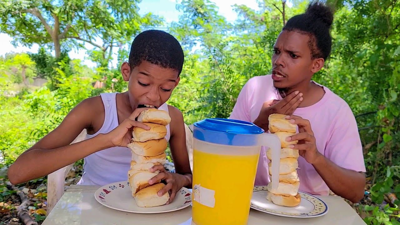 El Niño Que Mas Rapido Come.
