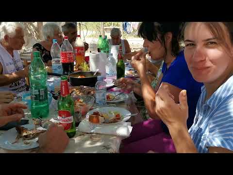 Kako živne Bukovica kad narod dođe u sela - Putopis iz Dalmacije