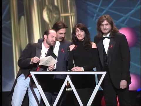 Garth Brooks wins Favorite Country Male - AMA 1993