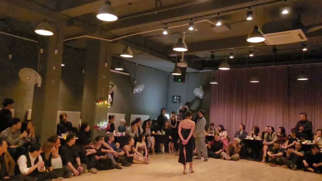 Video thumbnail for Gianpiero Galdi & Lorena Tarantino -(장삐에로 y 로레나)- 4 프리스타일