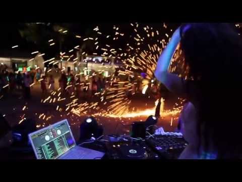 DJ Juicy M at Fiesta a la Playa Festival || B.P.M. Agency