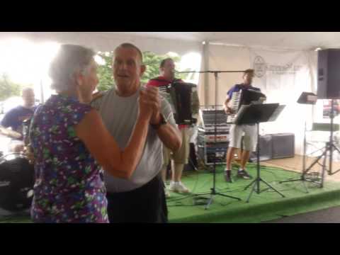 John Stevens - Doubleshot  plays I Wonder Why in Ludlow, MA  on 6-25-2017