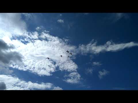 WWII plane formation flying demonstration TAVAS Airshow 2018