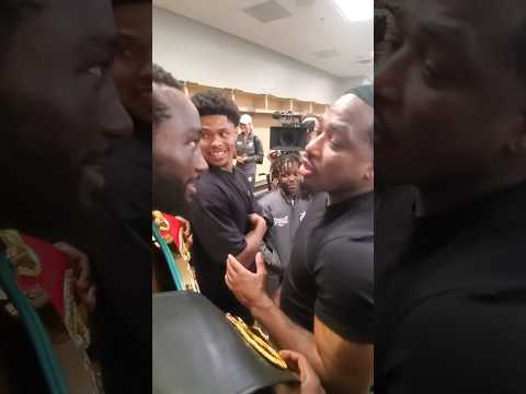 🤡 Broner’s locker room appreciation for Crawford after Spence’s loss! #crawfordspence #broner
