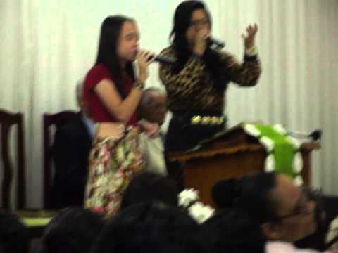 Espero Nele Reynanda ( Maria Claudia e Luana)