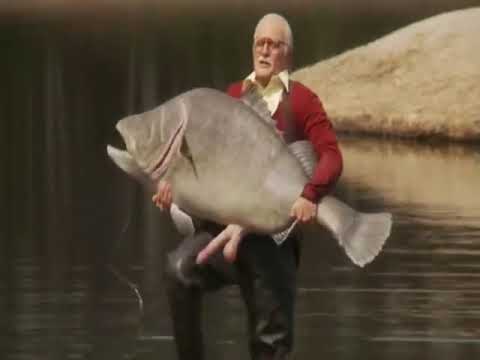 Несносный дед поймал огромную рыбу!