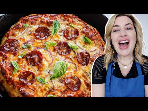 Best Cast Iron Skillet Pizza (15 Min Bake Time!)