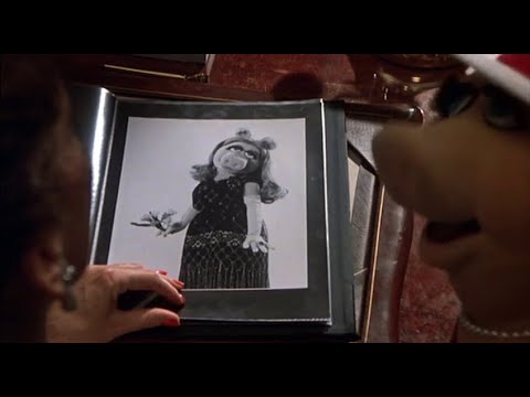 The Great Muppet Caper - Miss Piggy and Lady Holiday