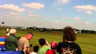 preview picture of video 'Vulcan B2 XH558 Display Cosford 2013 Amazing Sound'