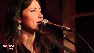 KT Tunstall - "Feel It All" (Live - WFUV at The Living Room)