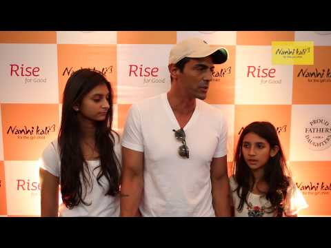 download lagu mp3 mp4 Arjun Rampal Daughters, download lagu Arjun Rampal Daughters gratis, unduh video klip Arjun Rampal Daughters