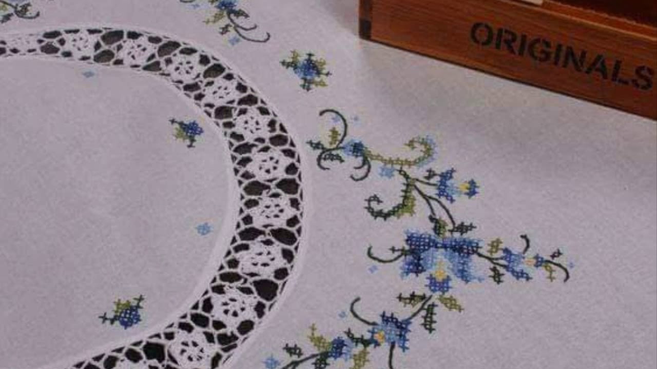 Nappes au point de croix