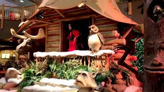 Christmas fun @ Great WOLF Lodge. Kids SnowLand event. Frosty The Snowman, Let it snow songs animals