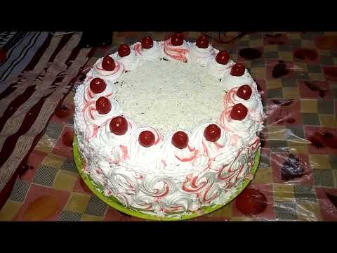 white forest cake design / Nilofar ka Nazariya