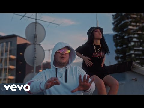 Braco, Luna - Resta ancora un po' (Official Video)